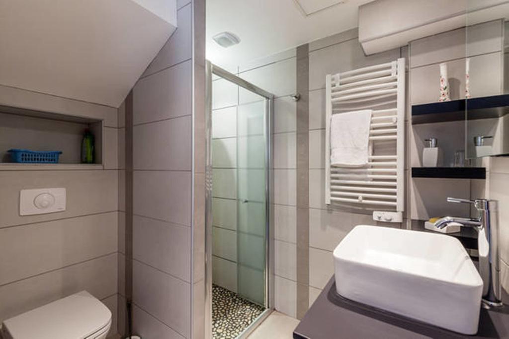 Maison De Vacances - Casa Mezanaccia Avec Terrasse Fleurie Meuble Tourisme 3 Etoiles Santa-Lucia-di-Tallano 외부 사진